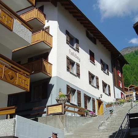 Apartmenthaus Holiday Saas Fee Eksteriør billede