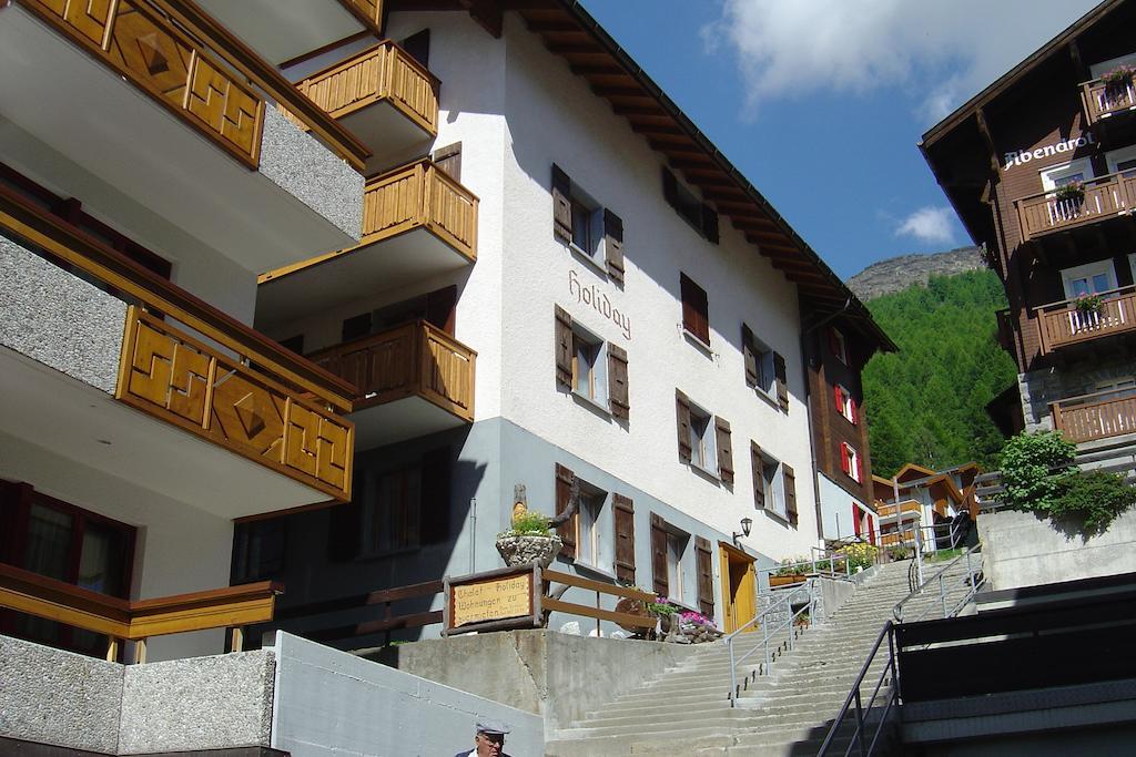 Apartmenthaus Holiday Saas Fee Eksteriør billede