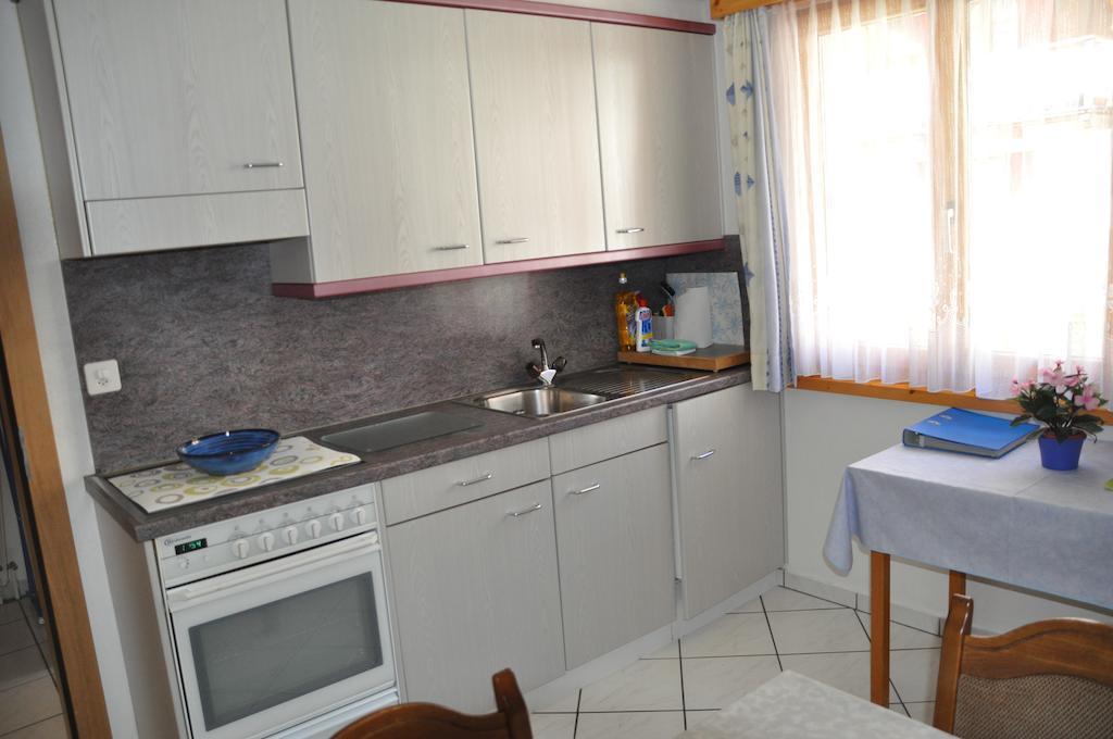 Apartmenthaus Holiday Saas Fee Værelse billede
