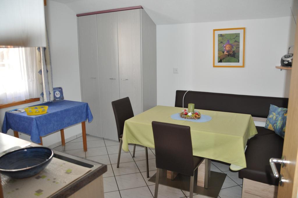 Apartmenthaus Holiday Saas Fee Eksteriør billede